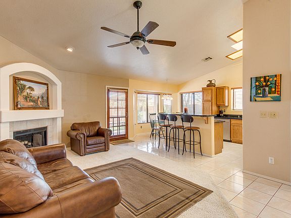 5th image of 4117 E Liberty Ln