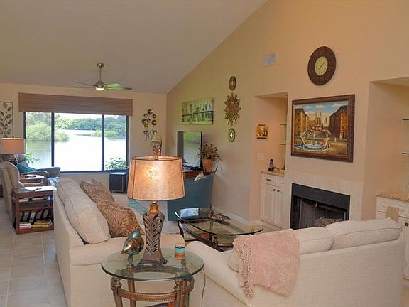 5th image of 7345 Oak Moss Dr