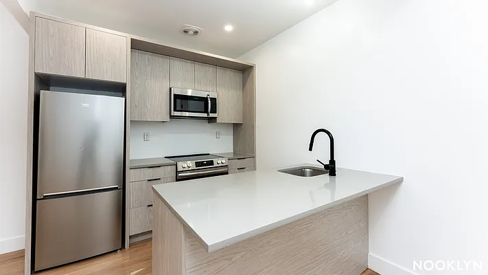 Rented by Nooklyn NYC LLC | media 5