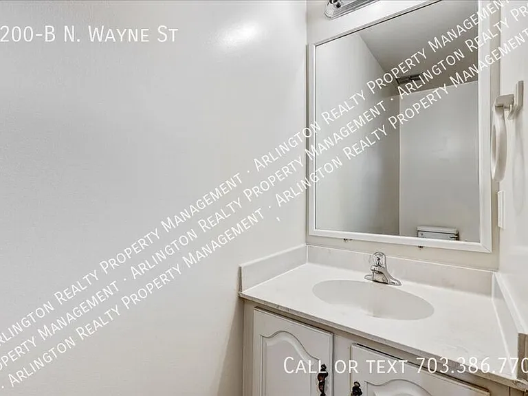 1200B N Wayne St — Photo 6