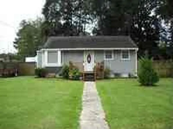 508 Nelson Dr, Jacksonville, NC 28540