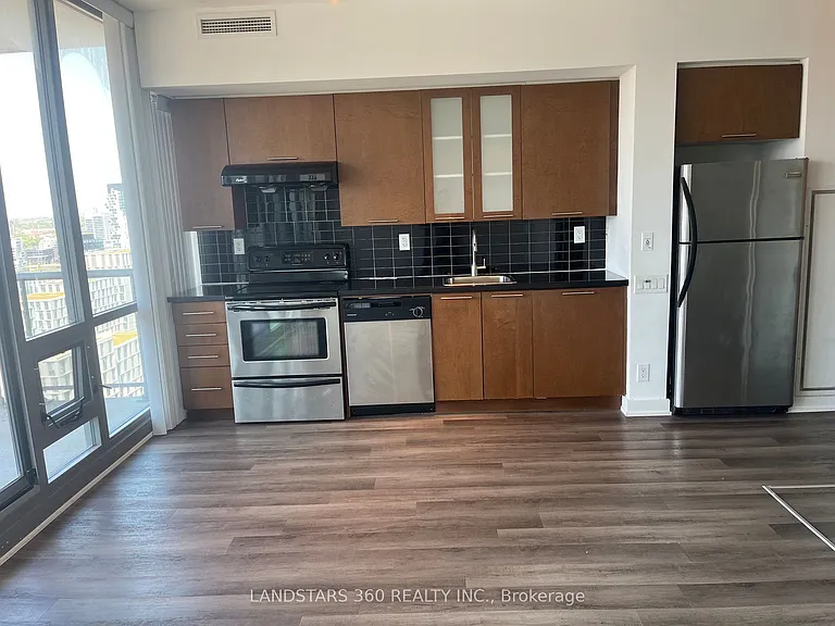 33 Mill St #2201 — Photo 4