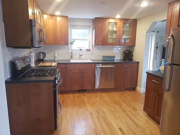 2nd image of 112 Donnellan Cir