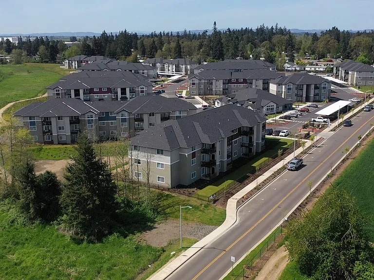 Woodburn Villas — Photo 25