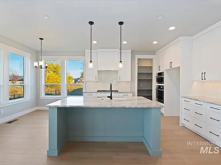 404 Hidden Mill Ct — Photo 8