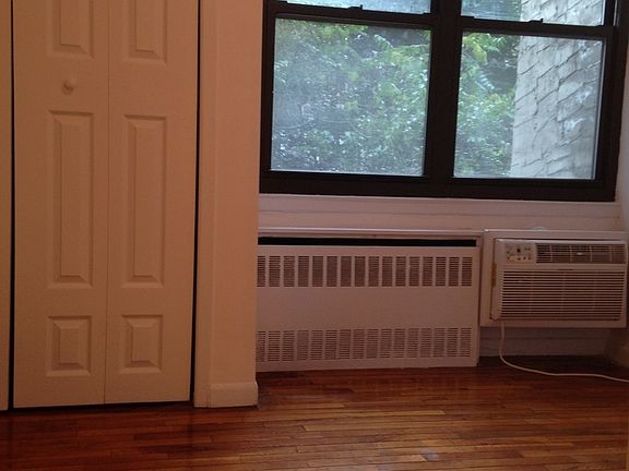 5th image of 334 E 79th St APT 3A