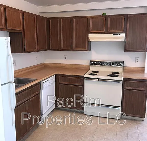 8850 Cordell Cir #3 — Photo 2