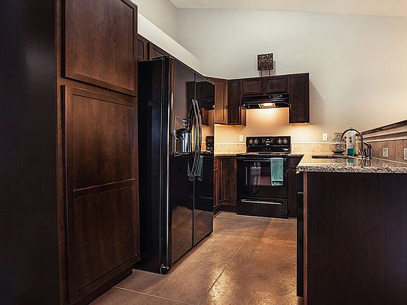 Plenty of Counter Space in Your Kitchen For Preparing Meals