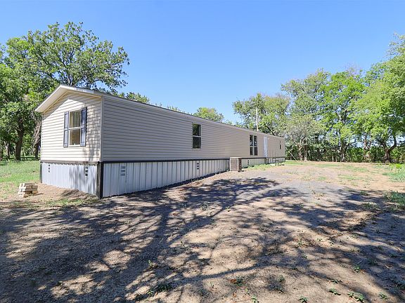 4th image of 2520 N 205th Rd