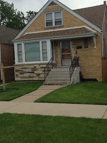 3707 W 56th St photo 1