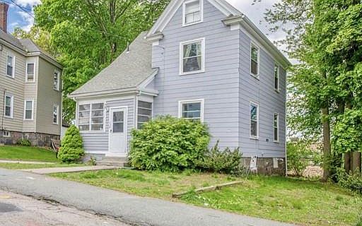 3rd image of 139 Federal Ave