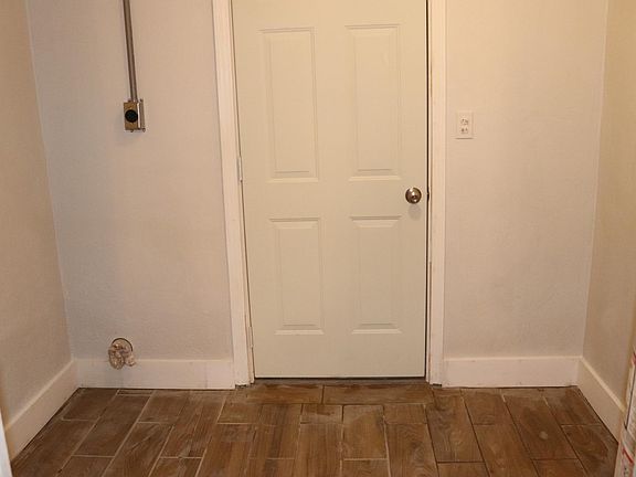 5th image of 4710 Andalusia Ln