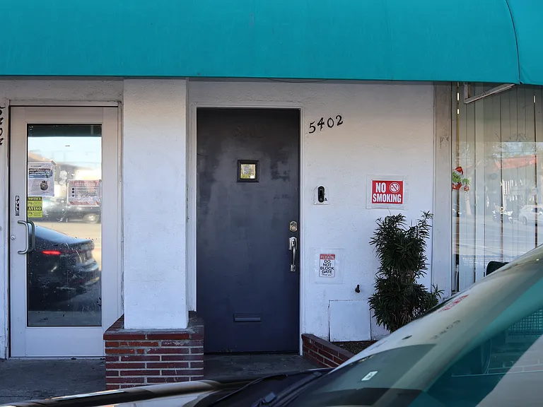 5402 E Beverly Blvd #1 — Photo 10