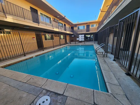 3224 Chapman St #8, Los Angeles, CA 90065