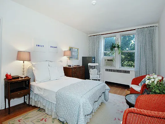 Sold by Sotheby's International Realty | media 7