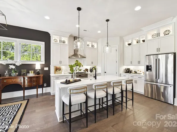 5056 Elm View Dr #15, Charlotte, NC 28277