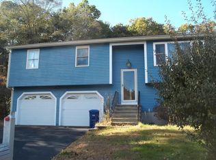 95 Crisci St, Leominster, MA 01453