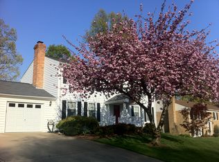4220 Shannon Hill Rd, Alexandria, VA 22310