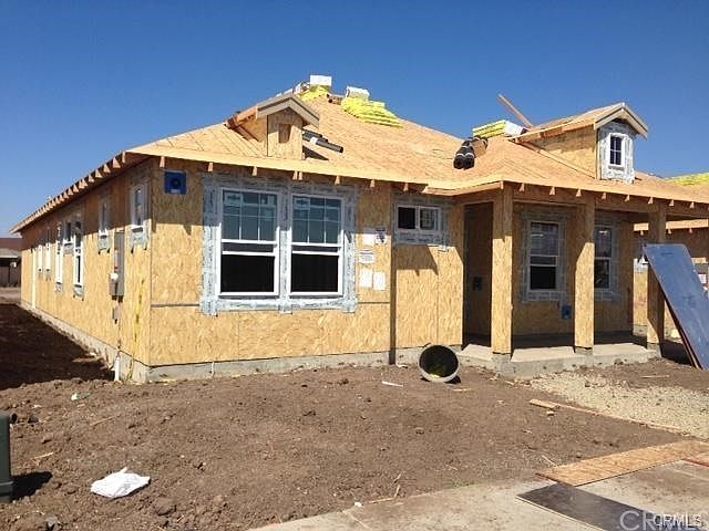 2nd image of 3289 Chamberlain Run