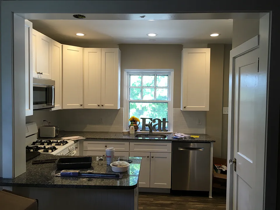 A photo from the DR into the kitchen.