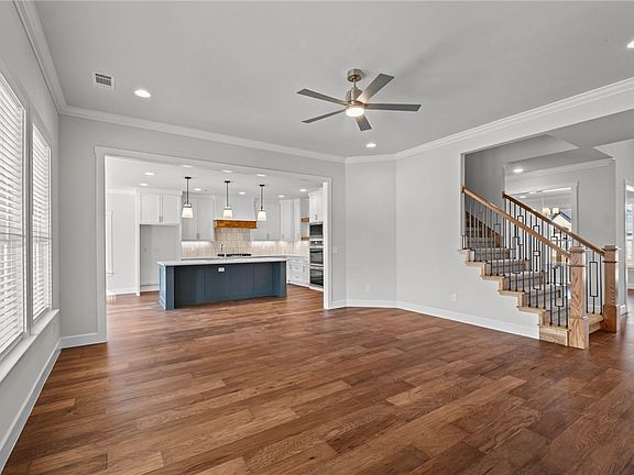 5th image of 1360 Greyback Ln