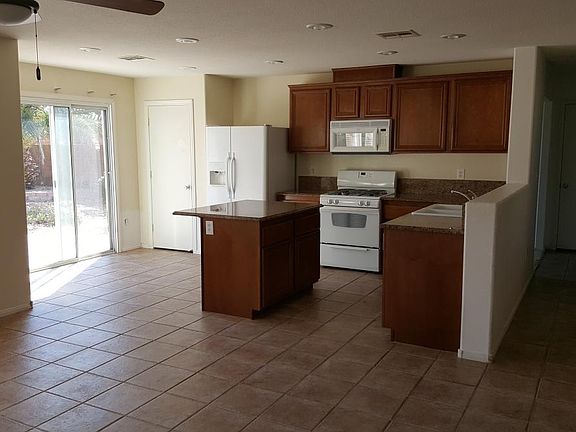 Kitchen/Nook