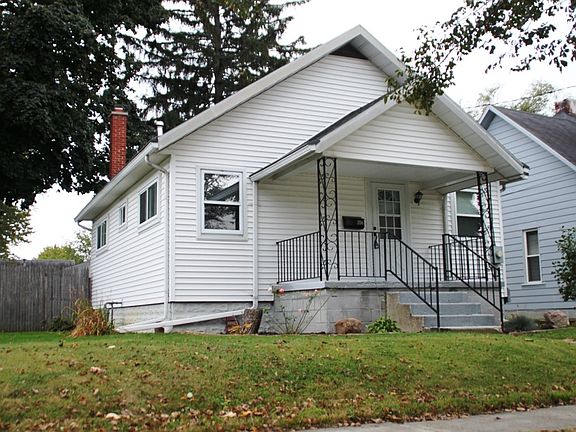 2nd image of 206 Ada Ave