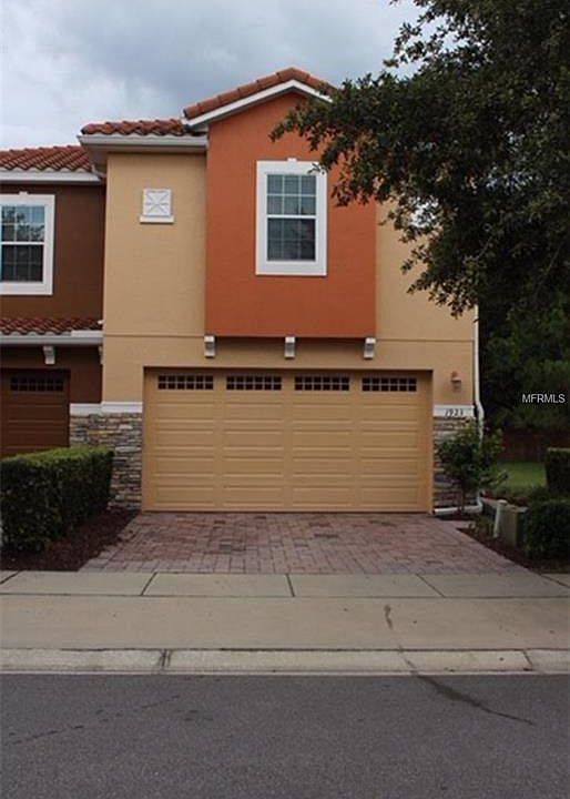 1st image of 1923 Silverweed Way