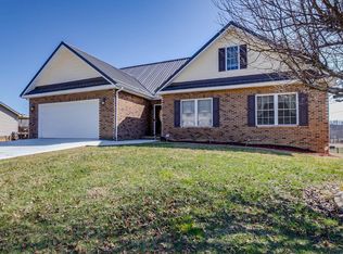3947 Glen Alpine Rd, Kingsport, TN 37660