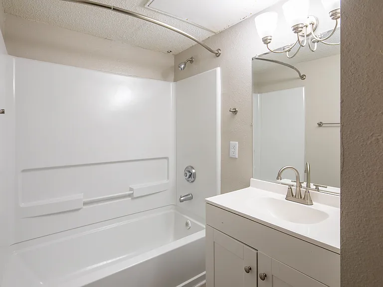 The Charlie Apartments — Photo 21