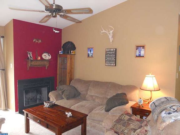 2nd image of 444 Durham Ct #444