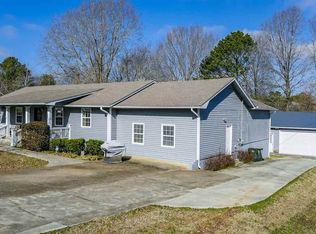 1613 Hood Ave, Scottsboro, AL 35769