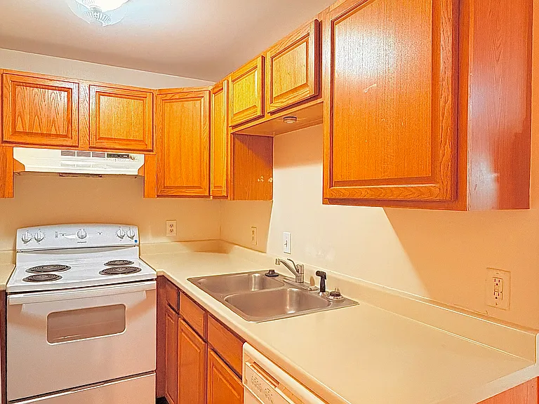 405 Main St #205 — Photo 16