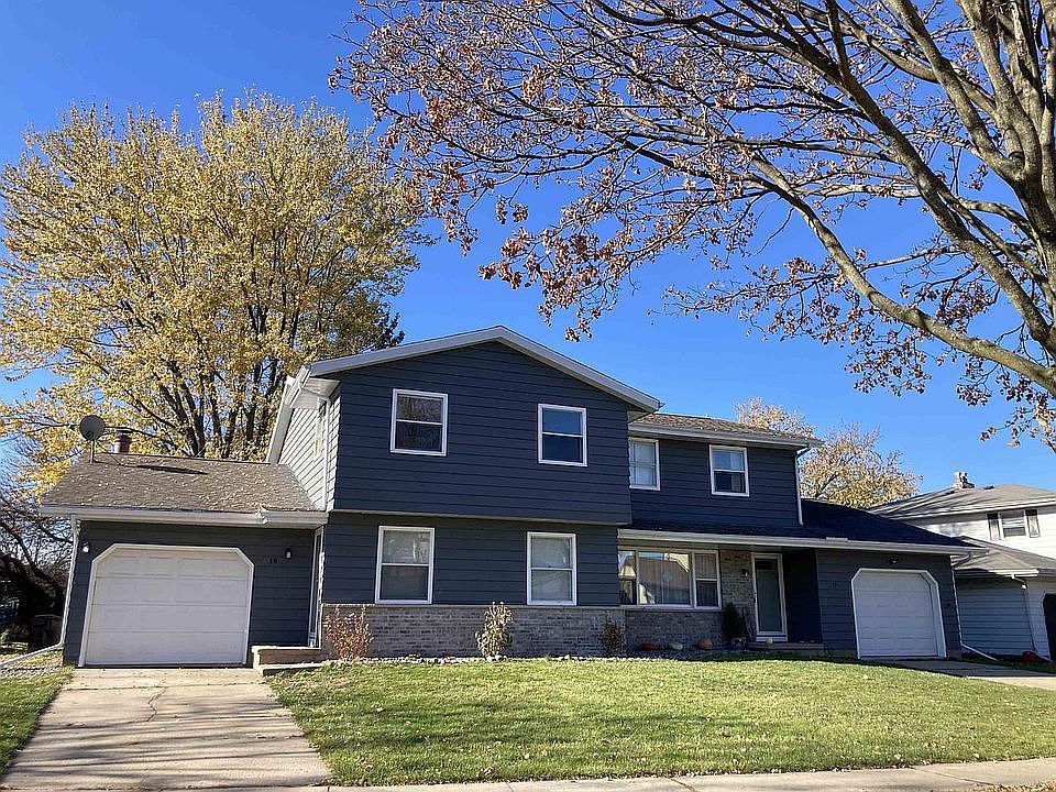 Front - 19 Obrien is LEFT side