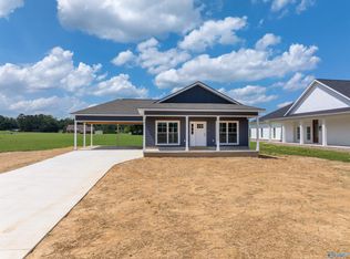 271 Taylor Ave, New Hope, AL 35760