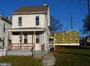 555 Dunkle St, Harrisburg, PA 17104