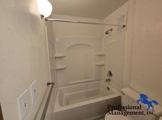 211 N 34th St APT 5, Billings, MT 59101