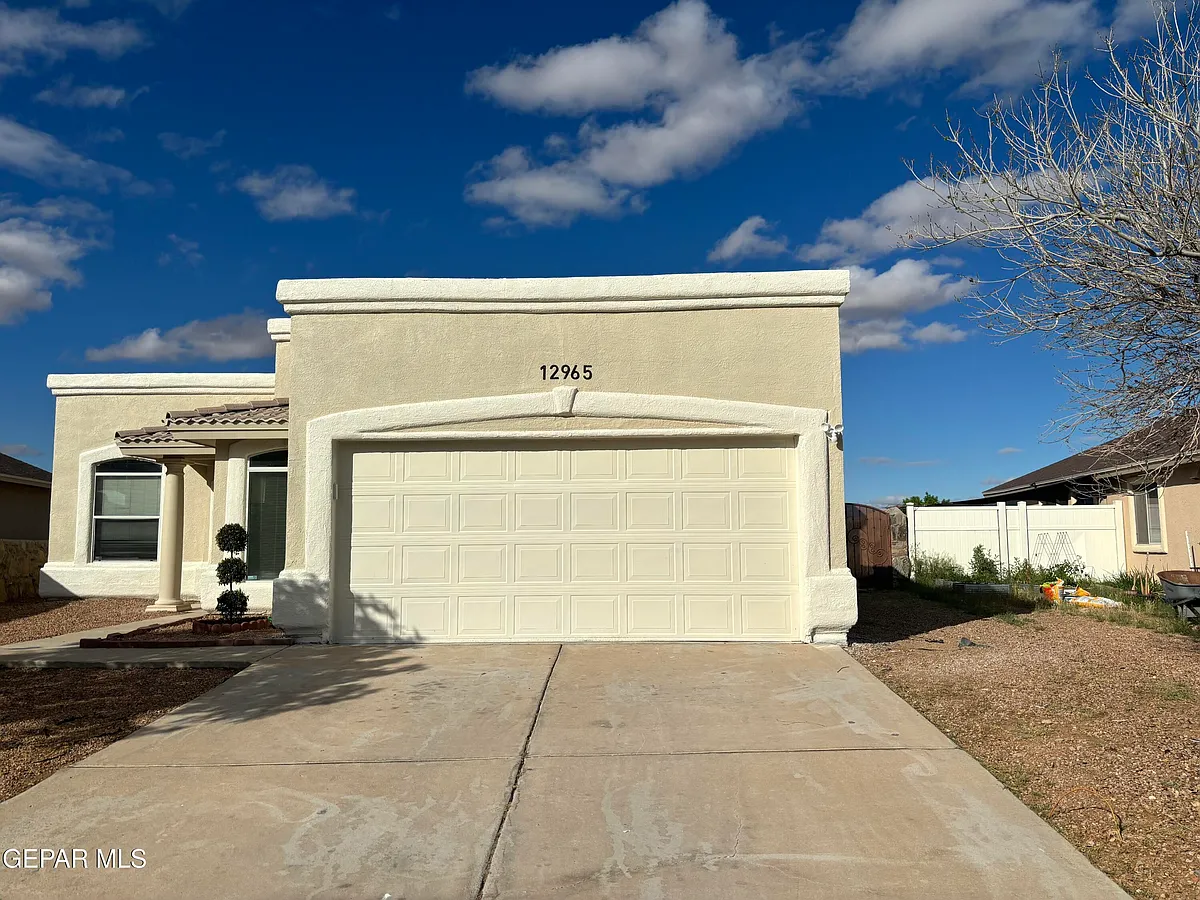 Building Photo - 12965 Beto Portugal Ln