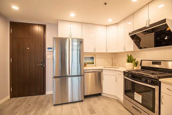 Sold by B Square Realty | media 4