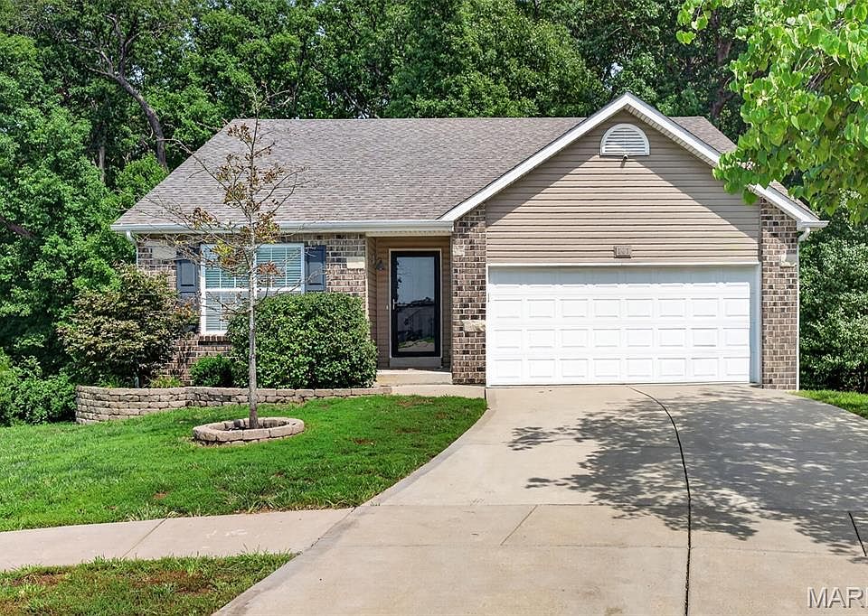 1st image of 141 Katie Lynn Ct