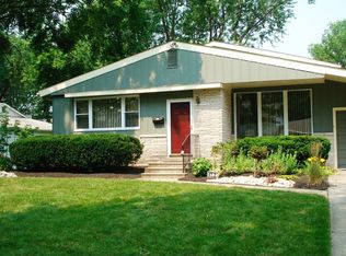 413 Fireside Ln, Cherry Hill, NJ 08003