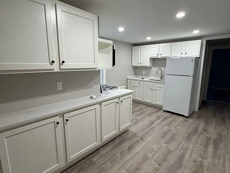 16 Magnolia Ave — Photo 11