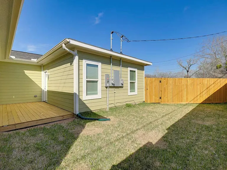 3603 Fidelity St #B — Photo 15