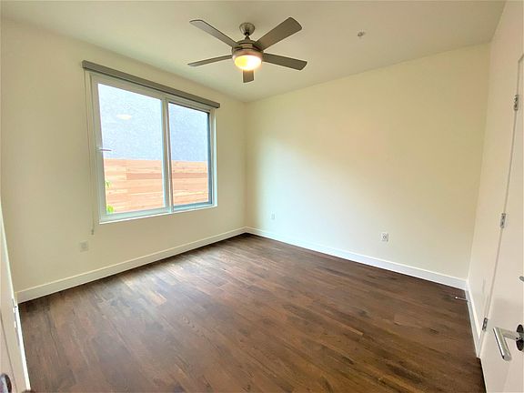 5th image of 4330 Alabama St #109