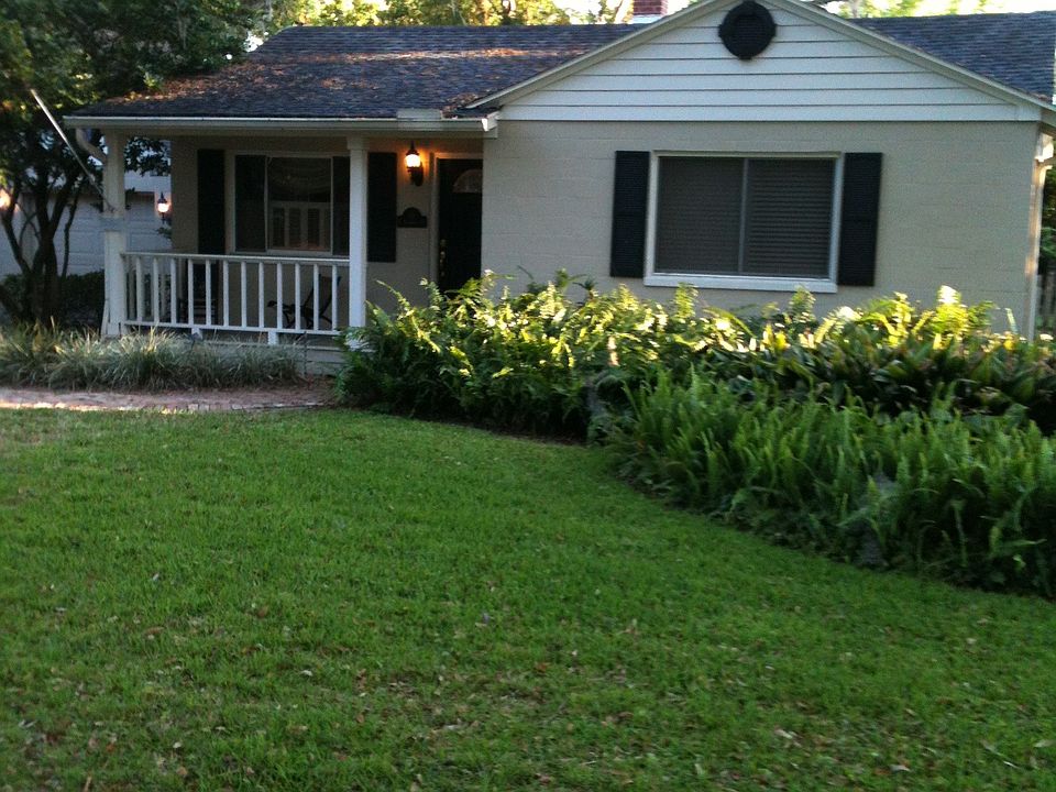 Front of house from street