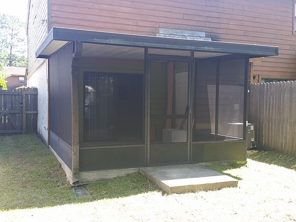 2nd image of 7671 Melissa Ct N