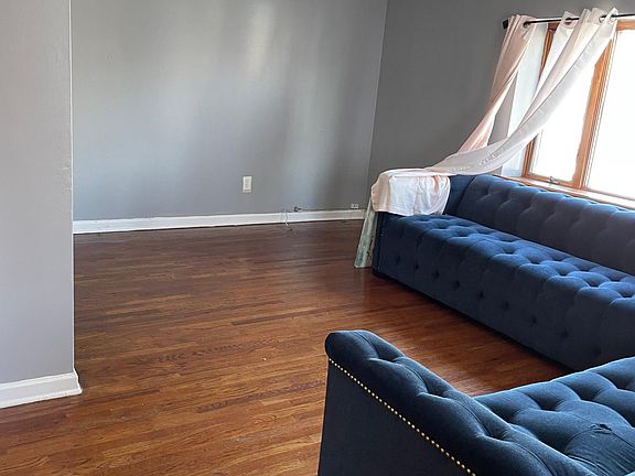 5th image of 3208 Lafayette Ave #2