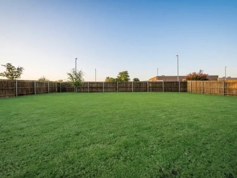 10217 Fox Haven Ct — Photo 3