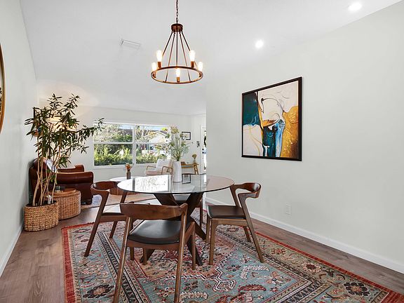 5th image of 319 Sequoia Lane