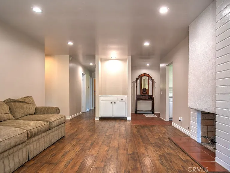 17252 Citron — Photo 23